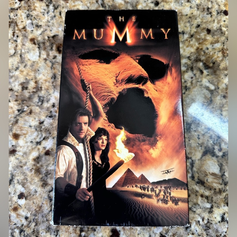 The Mummy Returns VHS tape